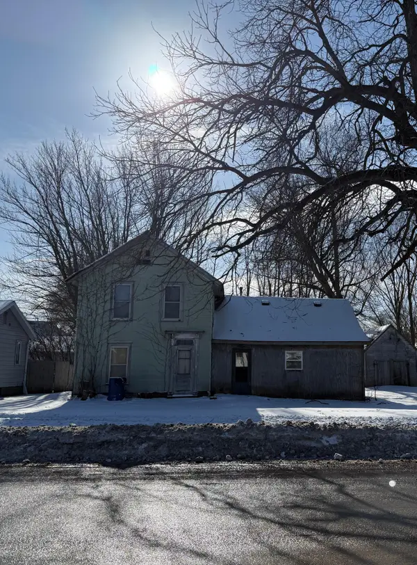 204 W Franklin Street, Morristown, MN 55052
