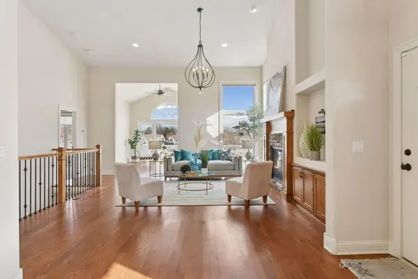 8823 Fraizer Street Ne, Circle Pines, MN 55014