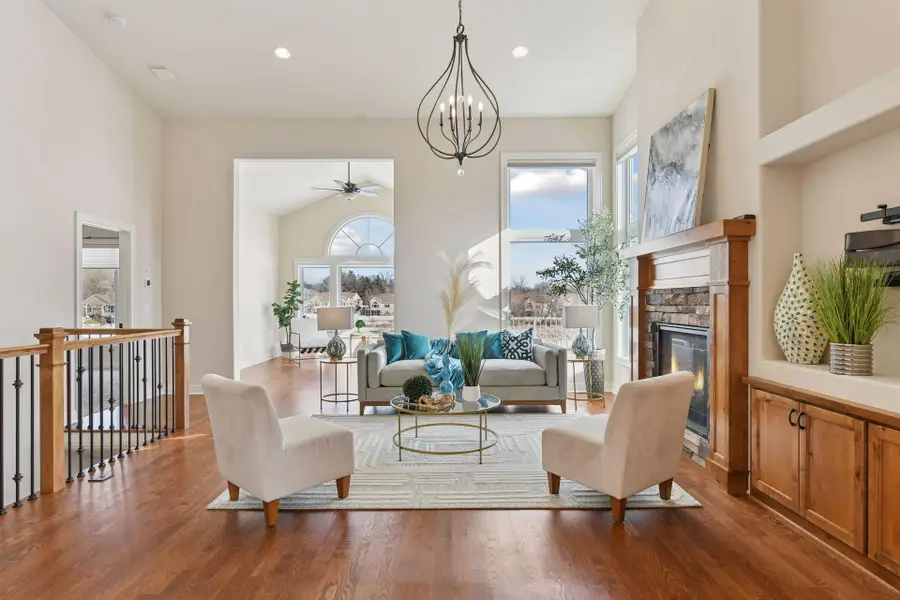 8823 Fraizer Street Ne, Circle Pines, MN 55014 - #2