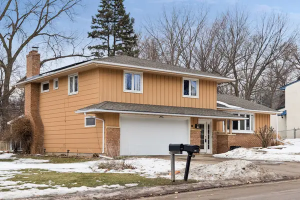 12 Imperial Drive W, Saint Paul, MN 55118