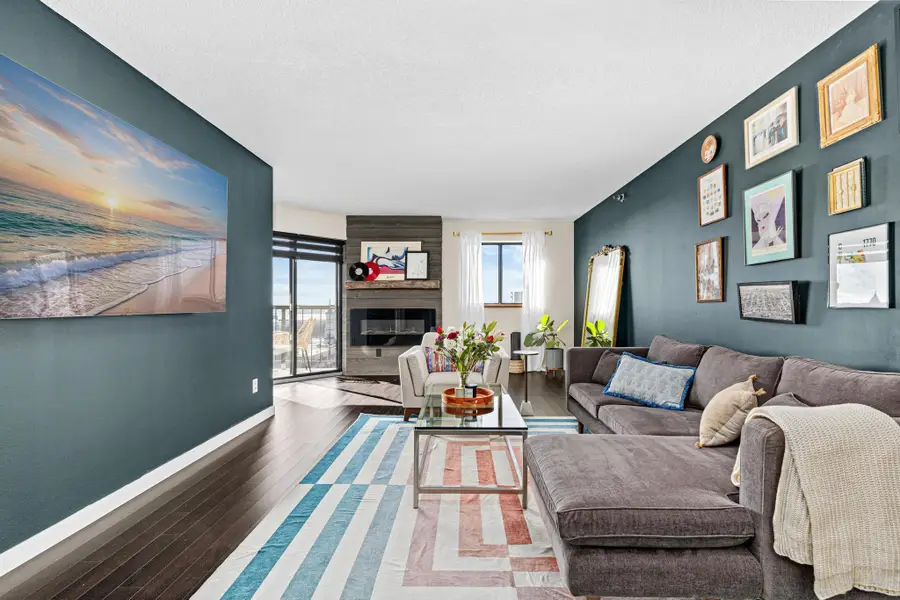 78 10th Street E #2004, Saint Paul, MN 55101 - #2