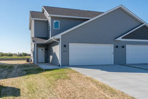 3129 & 3131 Noble Drive, Mankato, MN 56001