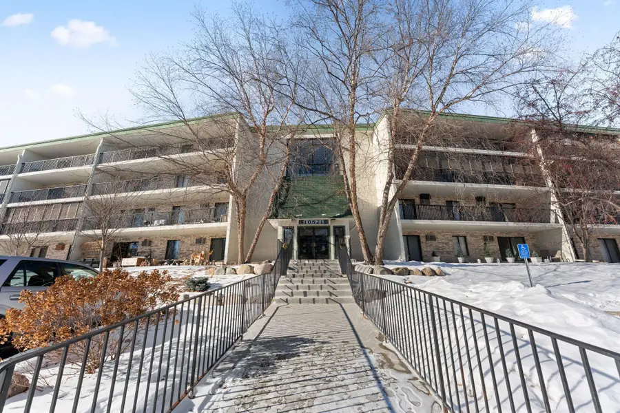 10521 Cedar Lake Road #501, Minnetonka, MN 55305 - Image #2