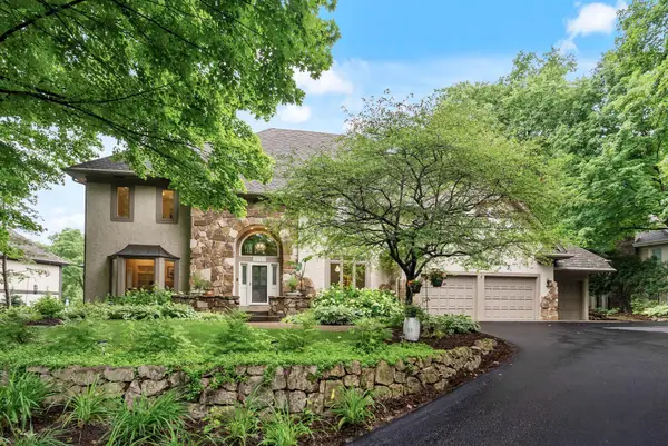 19750 Muirfield Circle, Excelsior, MN 55331