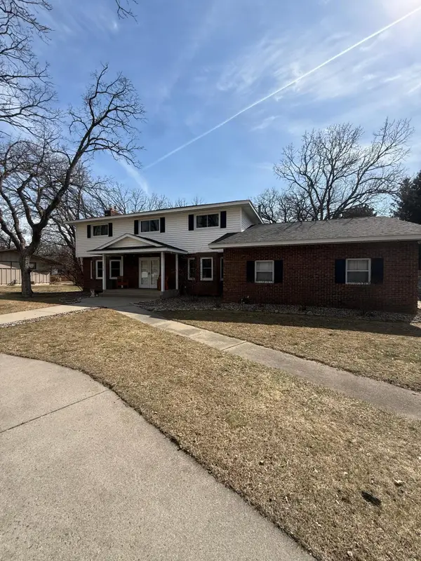 1708 Woodland Road, Saint Cloud, MN 56304