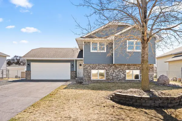 9489 Hames Avenue S, Cottage Grove, MN 55016