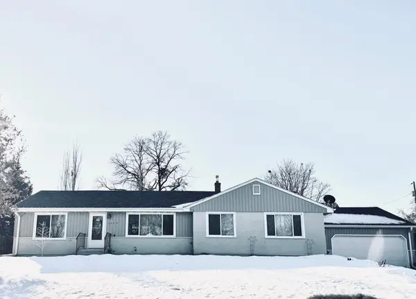 1290 Belmont Lane E, Saint Paul, MN 55109