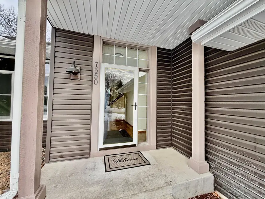 7550 31st Street N, Oakdale, MN 55128 - #3