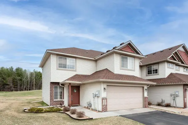 19496 Prairieview Drive, Rogers, MN 55374