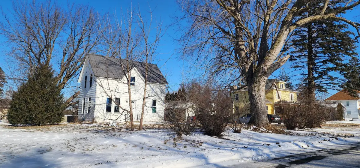 375 2nd Street Nw, Elgin, MN 55932 - Image #1