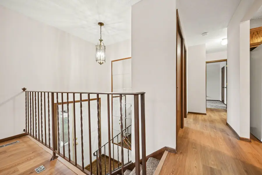 6925 Macbeth Circle, Woodbury, MN 55125 - #3