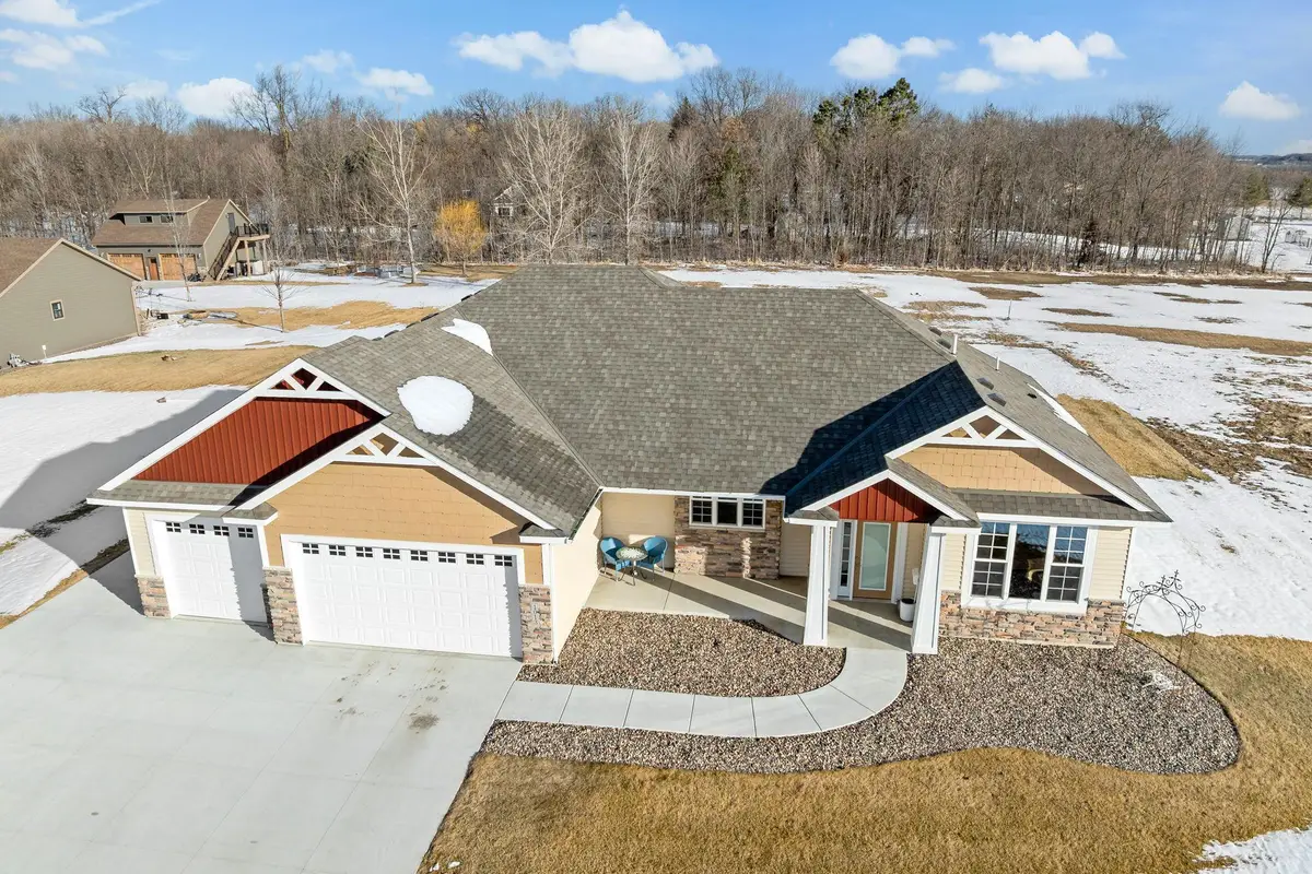 1013 Birch Avenue Ne, Montgomery, MN 56069 - #1