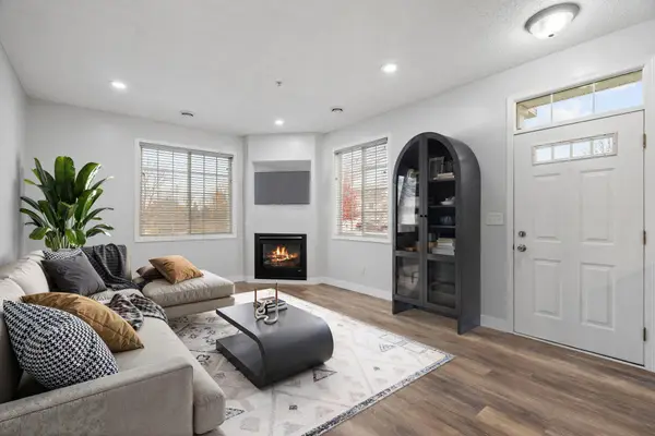 4611 Blaine Avenue #1308, Inver Grove Heights, MN 55076