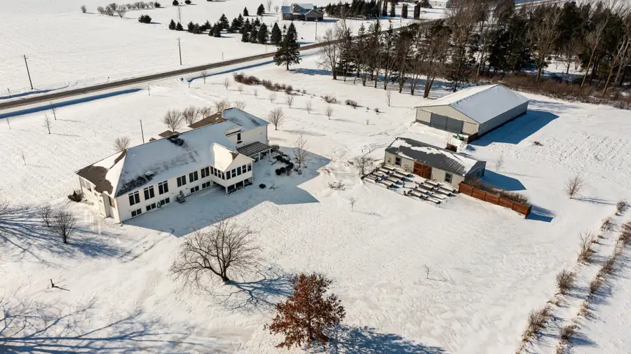 10951 County 8 Road Sw, Stewartville, MN 55976 - Image #2