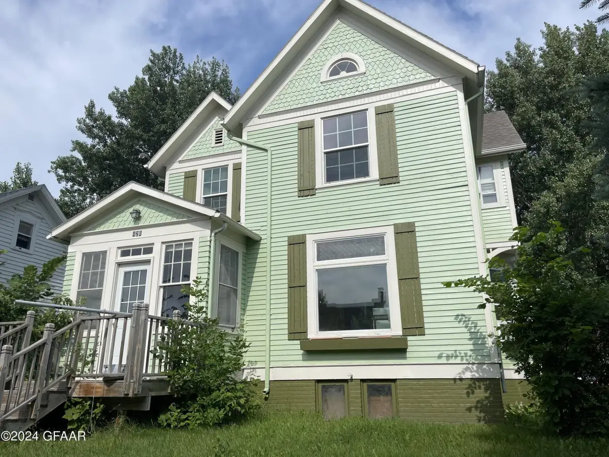 428 S Ash Street, Crookston, MN 56716 - #1