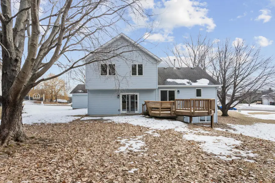 2571 Nemitz Avenue E, Saint Paul, MN 55119 - #2