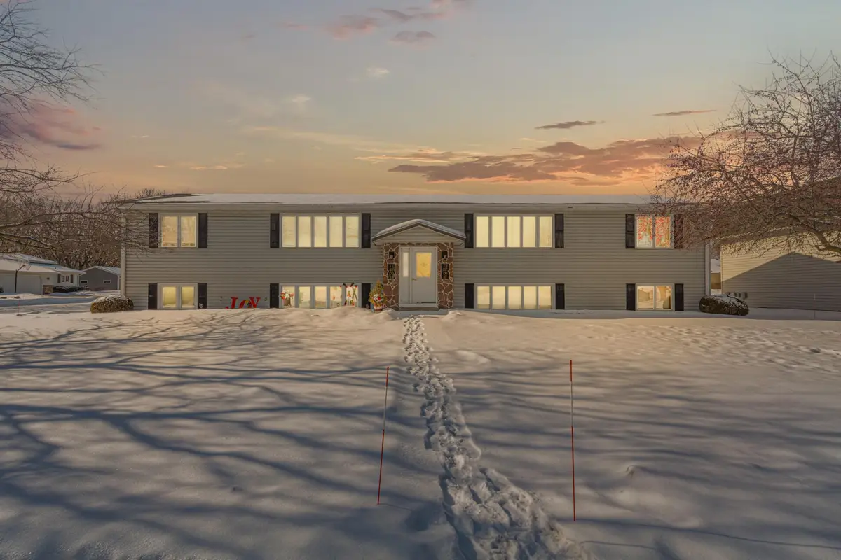 1805 Lakewood Avenue, Albert Lea, MN 56007 - #1