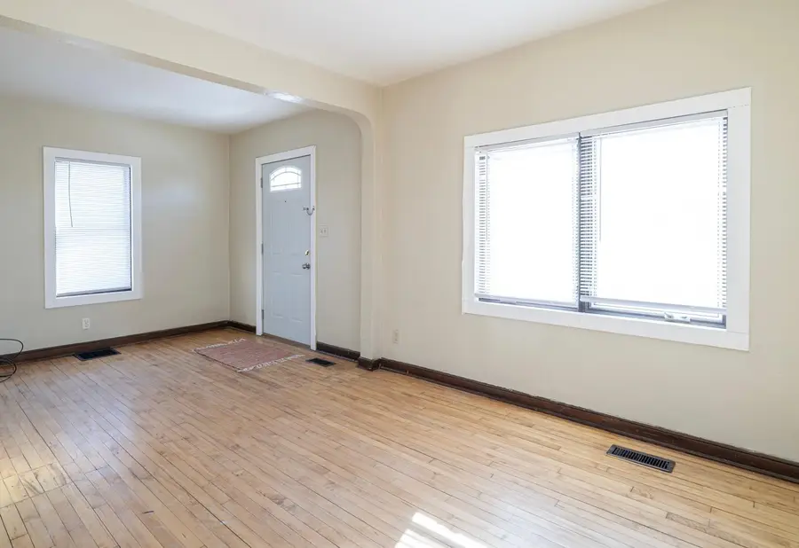 593 Front Avenue, Saint Paul, MN 55117 - #2