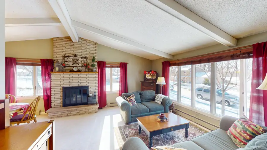 319 Garden Road, Albert Lea, MN 56007 - #2