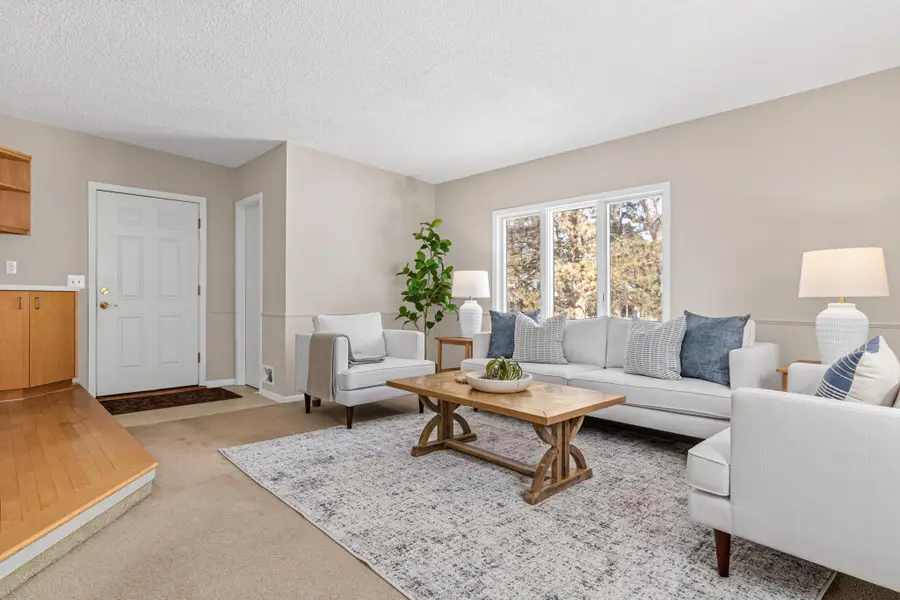 1127 Oakcrest Avenue, Saint Paul, MN 55113 - #3