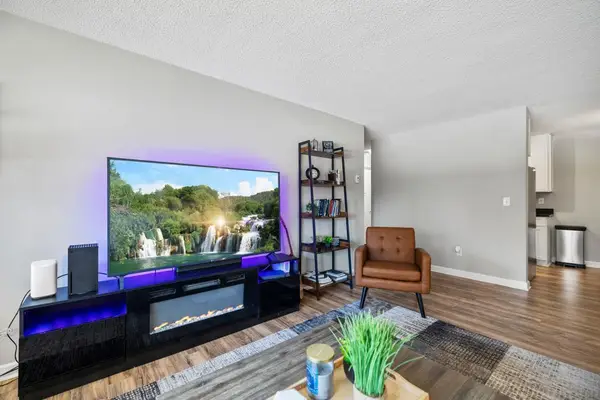 3150 Excelsior Boulevard #101, Minneapolis, MN 55416