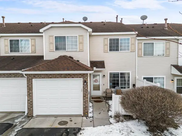 6292 158th Street W #66, Apple Valley, MN 55124