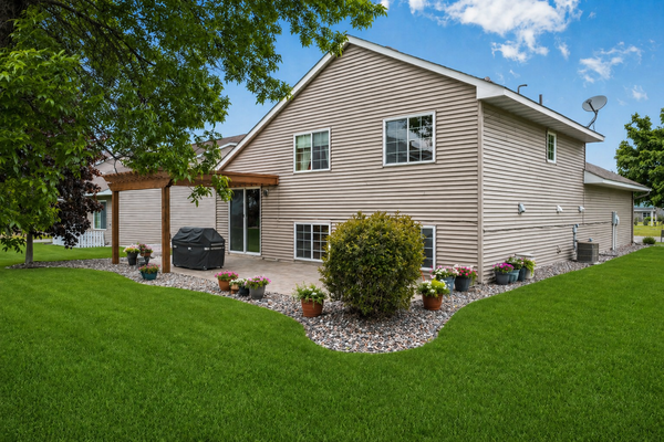 11419 17th Street Ne, Saint Michael, MN 55376