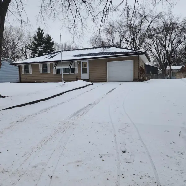 8657 Ingersoll Avenue S, Cottage Grove, MN 55016