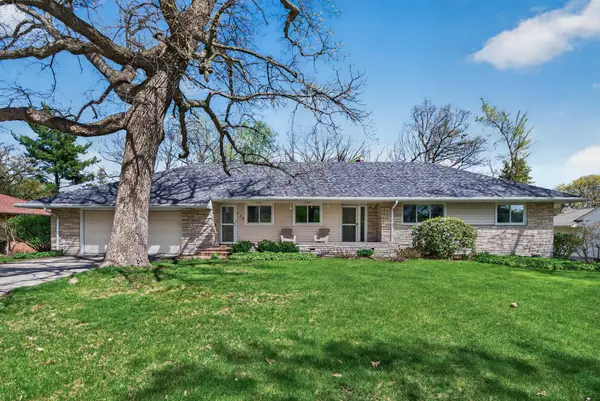 124 Ardmore Drive, Minneapolis, MN 55422