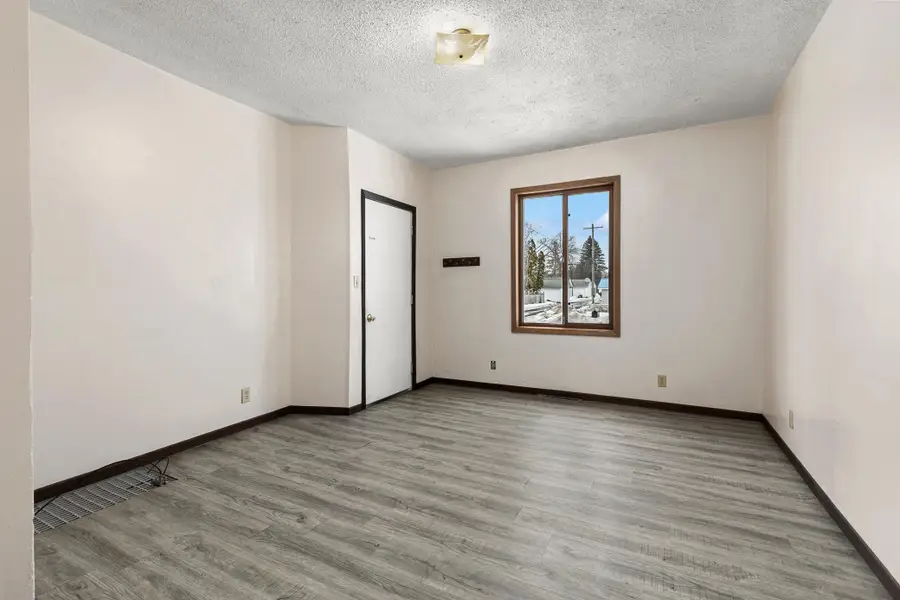 308 4th Avenue Ne, Little Falls, MN 56345 - Image #2