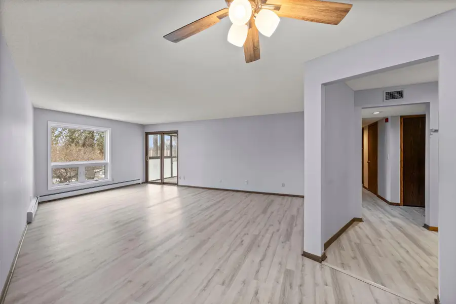 2485 Canabury Drive #212, Little Canada, MN 55117 - #2