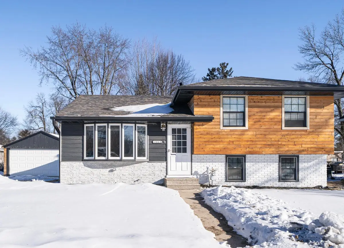 2463 Silver Lake Road Nw, Saint Paul, MN 55112 - #1