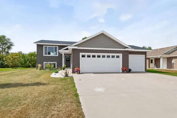 190 Red School Lane, Kellogg, MN 55945