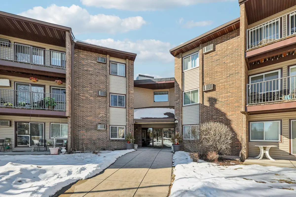 3425 Golfview Drive #216, Eagan, MN 55123 - #1