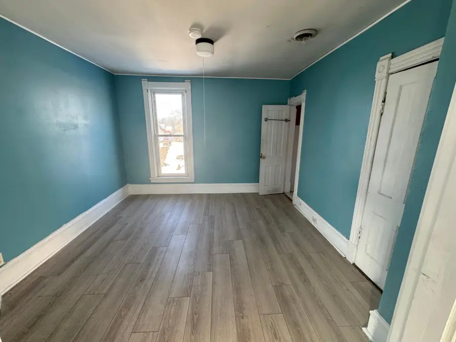 2106 4th Avenue N, Minneapolis, MN 55405 - Image #2