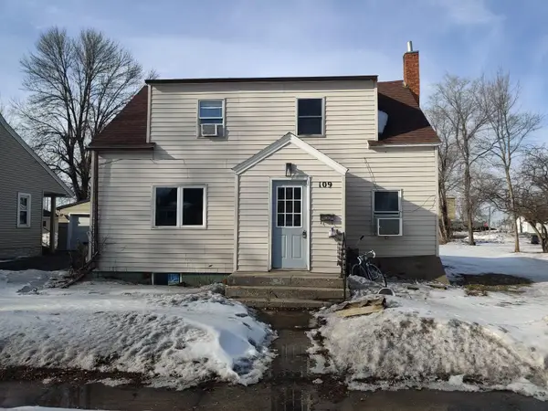 109 E 9th Street, Morris, MN 56267
