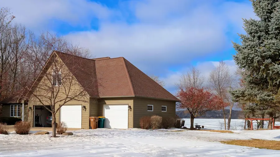 2722 Campus Lane, Albert Lea, MN 56007 - #2