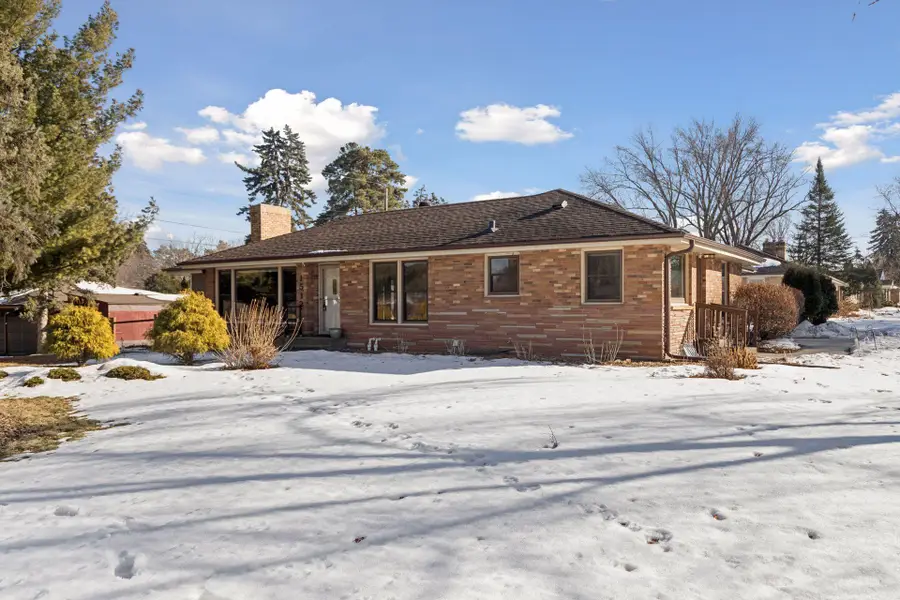 1512 Transit Avenue, Saint Paul, MN 55113 - #2