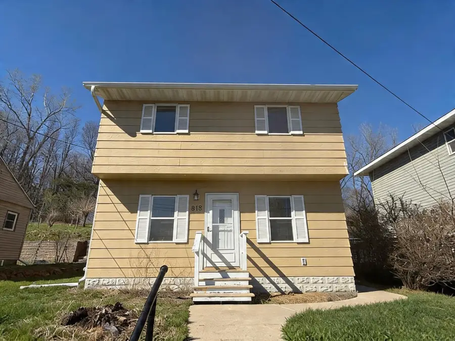 818 Hawthorn Street, Red Wing, MN 55066 - #2