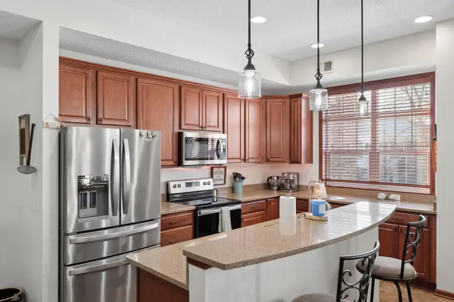 1846 Plymouth Lane #101, Chanhassen, MN 55317 - #2