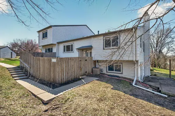 3426 Highlander Drive, Saint Paul, MN 55122