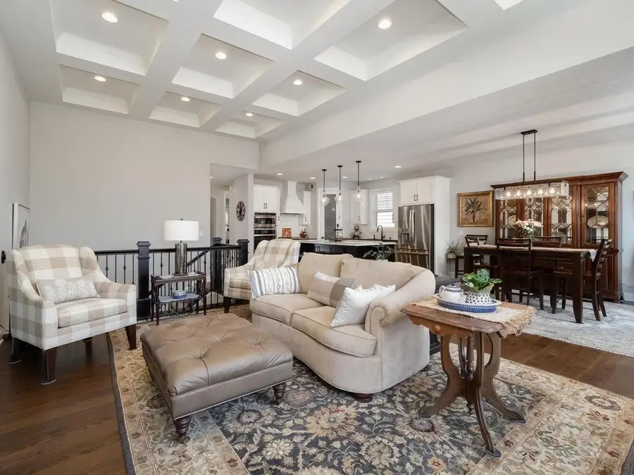 6438 Timber Arch Drive, Chaska, MN 55318 - #3