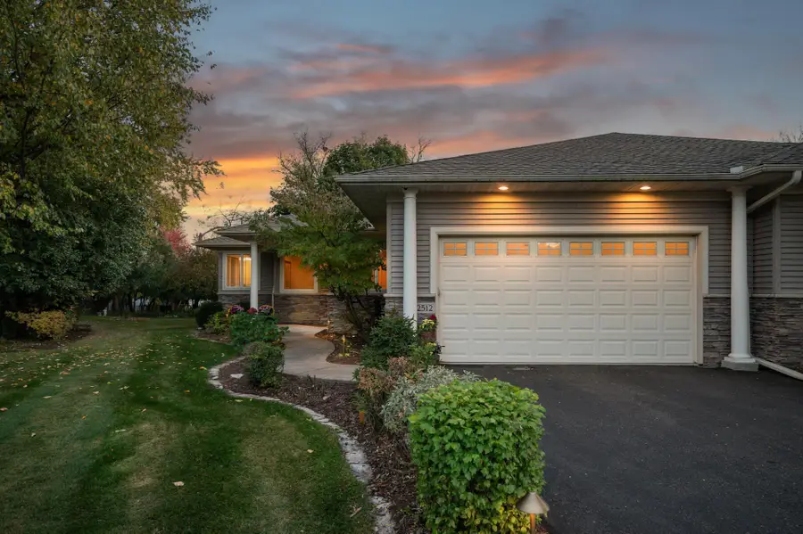 2512 Skyblue Court, Saint Paul, MN 55110 - #2