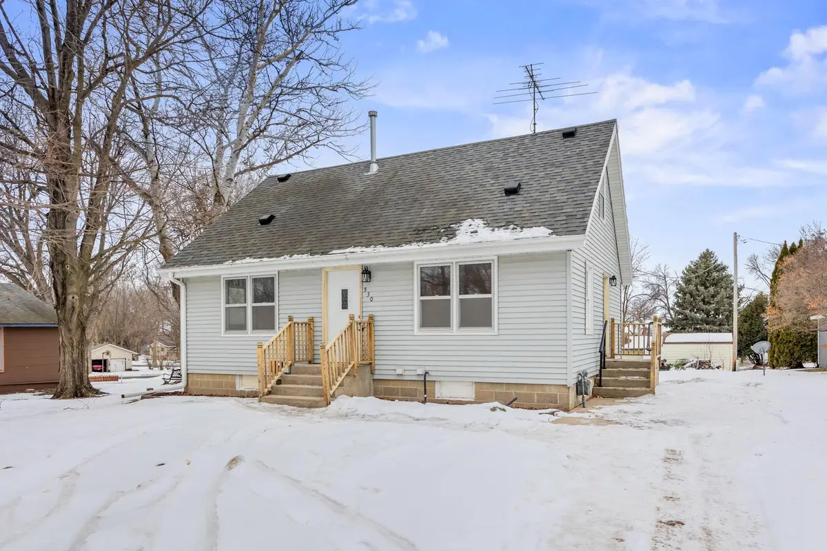 530 4th Street N, Winsted, MN 55395 - #1