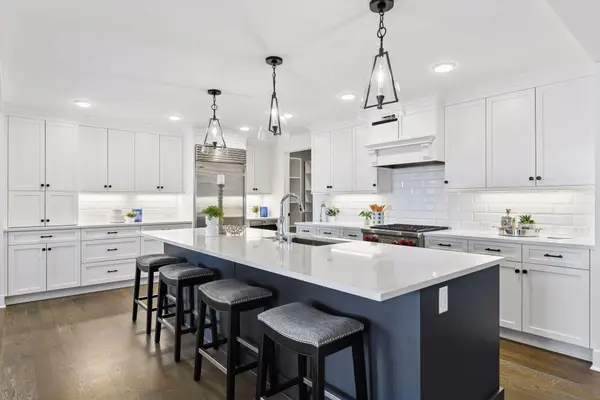 222 Ferndale Road S #304, Wayzata, MN 55391