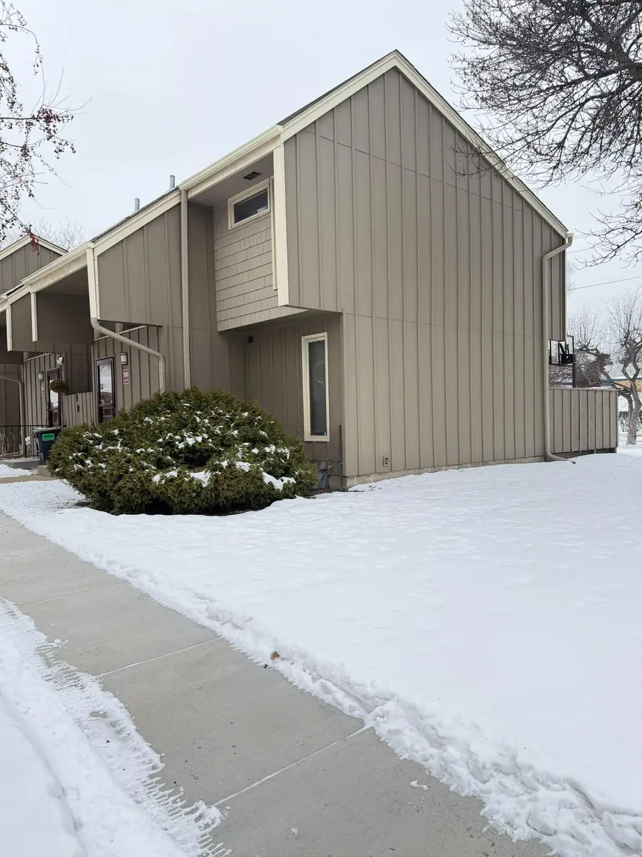 365 E 43rd Street, Minneapolis, MN 55409 - Image #2