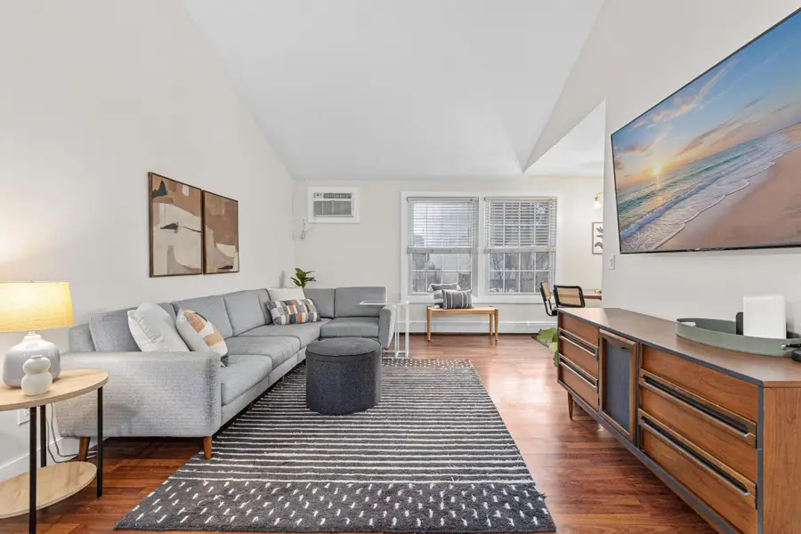 4542 Cedar Lake Road S #7, Minneapolis, MN 55416 - #3