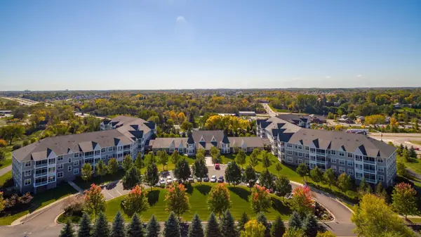 100 Clydesdale Trail #101, Hamel, MN 55340