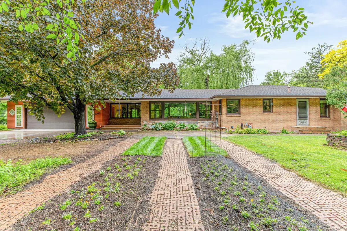 2217 Oakview Lane N, Minneapolis, MN 55441 - #1