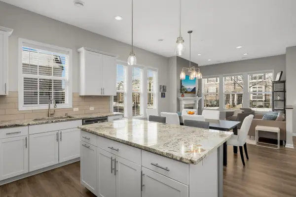 8130 Central Park Way N, Osseo, MN 55369